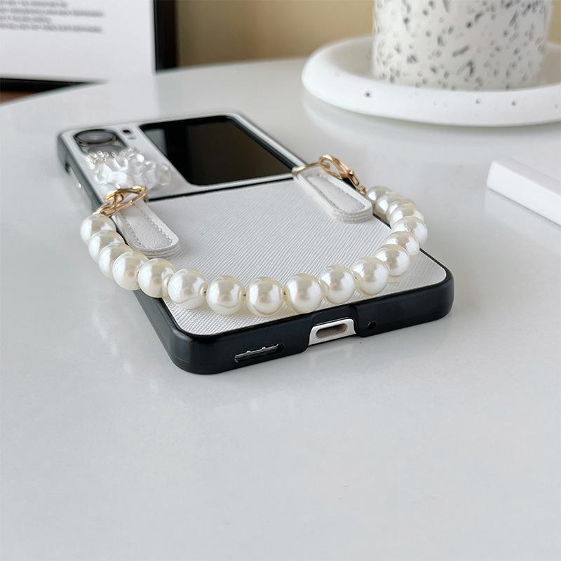 Ốp Lưng Cho Oppo FIND N2 FLIP Hoa Hồng Đính Đá Kèm Dây Ngọc Trai - BUM STORE GALAXAY CASE