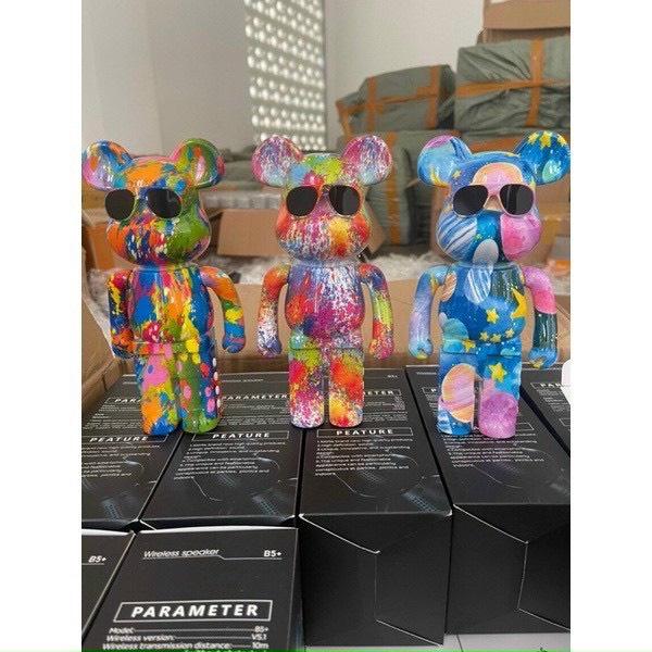 Loa bluetooth mini loại tốt giá rẻ bass mạnh cao cấp nghe nhạc Bearbrick B5 Plus - Chất liệu nhựa ABS