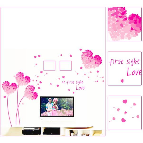 Decal dán tường hoa trái tim hồng