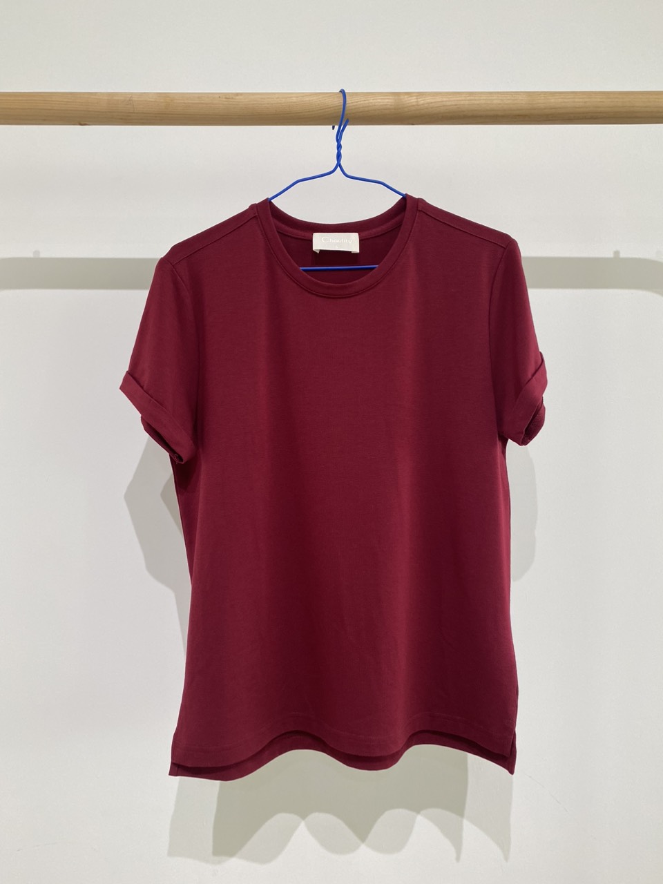 Áo phông trơn cổ tròn tay gập unisex