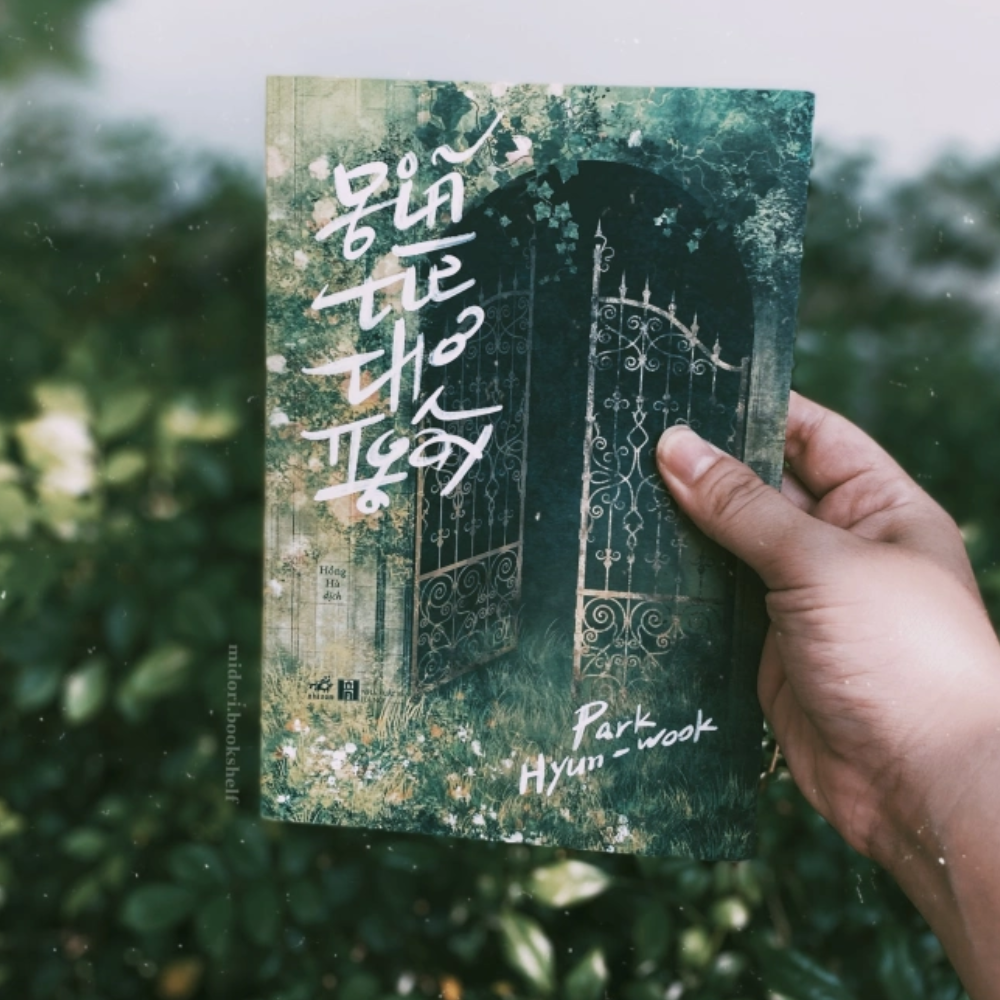 Sách Giã Từ Thơ Ngây