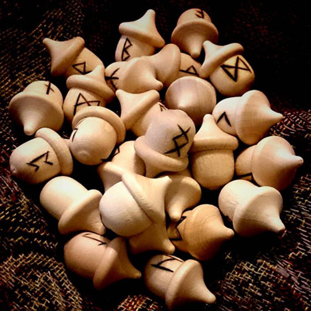 60pcs Vintage Acorn Wood DIY Craft Wedding Party Decor Cake Topper