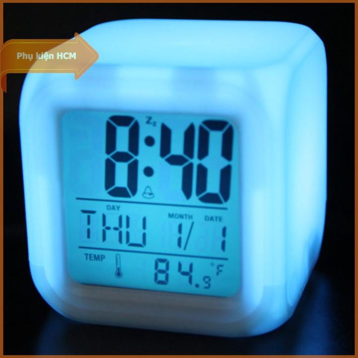 Đồng hồ điện tử báo thức có đèn Led kiêm đo nhiệt độ phòng HCM