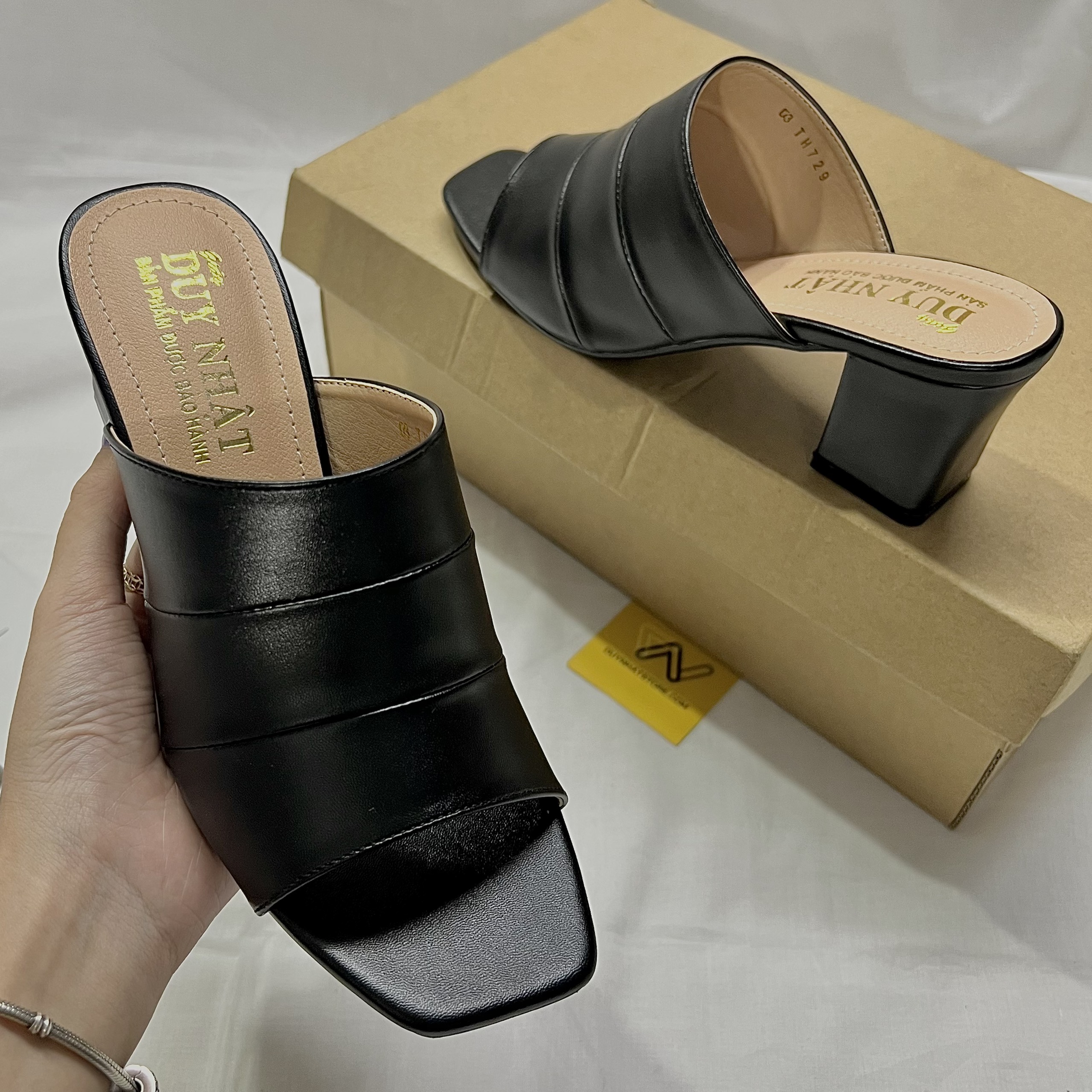 Dép Cao Gót Quai Ngang Giày Duy Nhật Store Phối Da Mờ Chữ H Trơn Bảng To Gót Mũi Vuông Đẹp Cao Cấp 5cm Đen Trung Niên