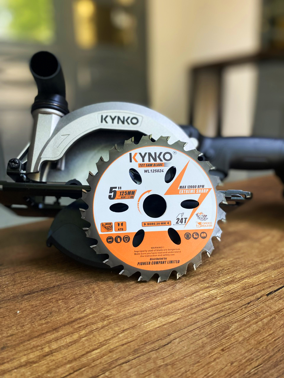 Lưỡi cưa gỗ siêu mỏng cho máy pin 24 răng đường kính Ø 125mm KYNKO WL125024
