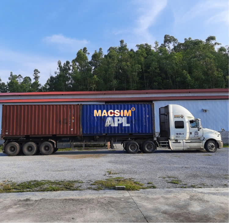 Bạt phủ ô tô chất liệu vải không dệt 3 lớp thương hiệu MACSIM cho xe Nissan Terra màu ghi bạt phủ trong nhà và ngoài trời