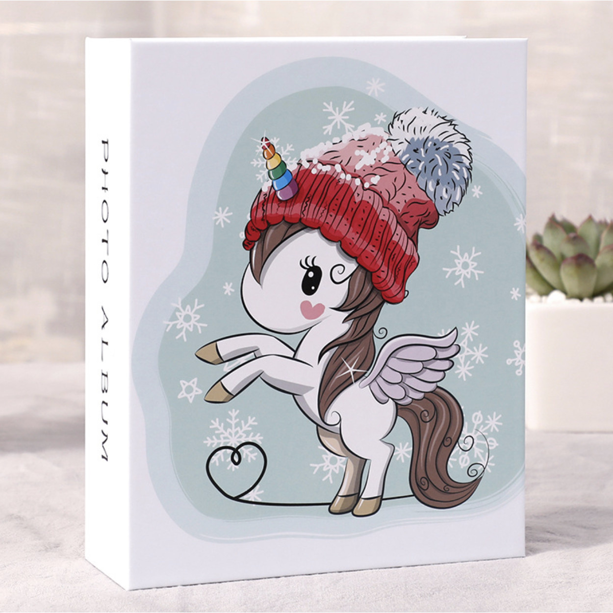 Album ảnh họa tiết Animal cute 100 ảnh hình Unicorn mũ len đỏ