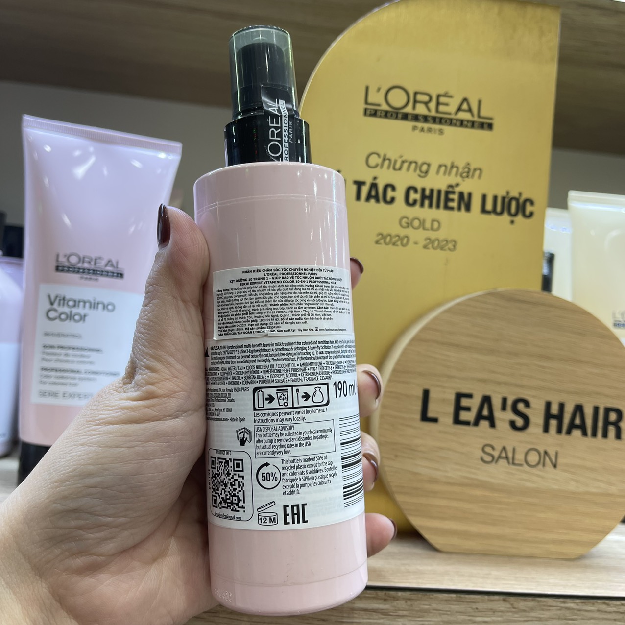 XỊT DƯỠNG ĐA NĂNG 10 TRONG 1 DÀNH CHO TÓC NHUỘM SERIE EXPERT COLOR 10 IN 1 PERPECTING MULTIPURPOSE SPRAY 190ML