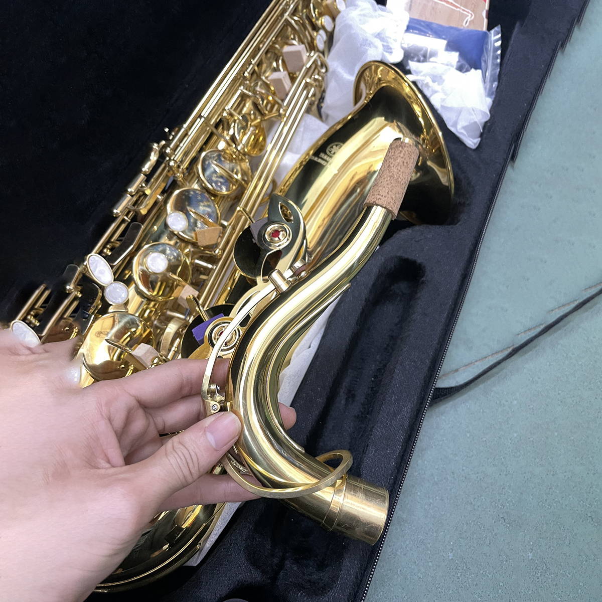 Saxophone Tenor Mới Tặng Full Phụ Kiện