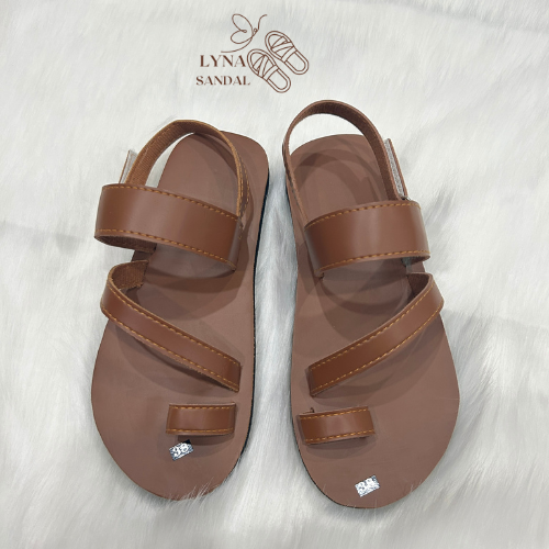 Dép sandal Nữ quai da mềm Đế bệt Cao Su ôm chân LYNA Sandal mã SD25