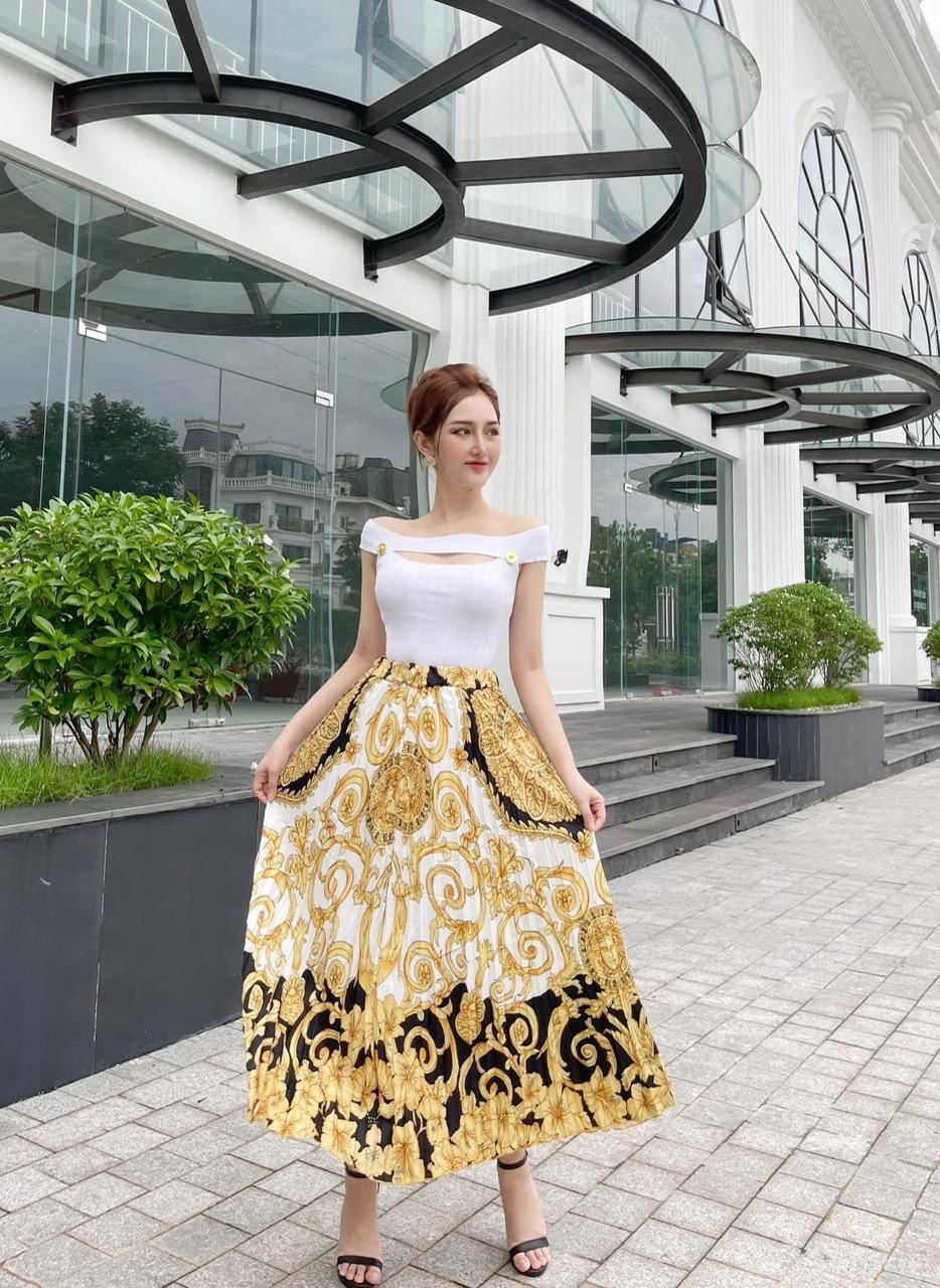 SET ĐI CHƠI, SET 2 MÓN ÁO THUN KIỂU BẸT VAI PHỐI CHÂN VÁY HỌA TIẾT CỰC SANG CHẢNH