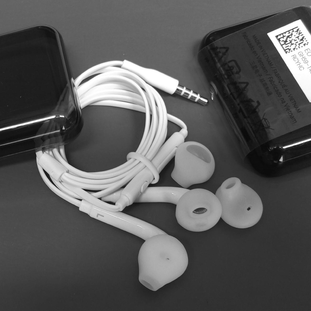Tai nghe Galaxy S7 loại xịn, cổng tai nghe jack 3.5mm thông dụng dùng chung cho tất cả máy tính, điện thoại có jack 3.5mm - Hàng nhập khẩu