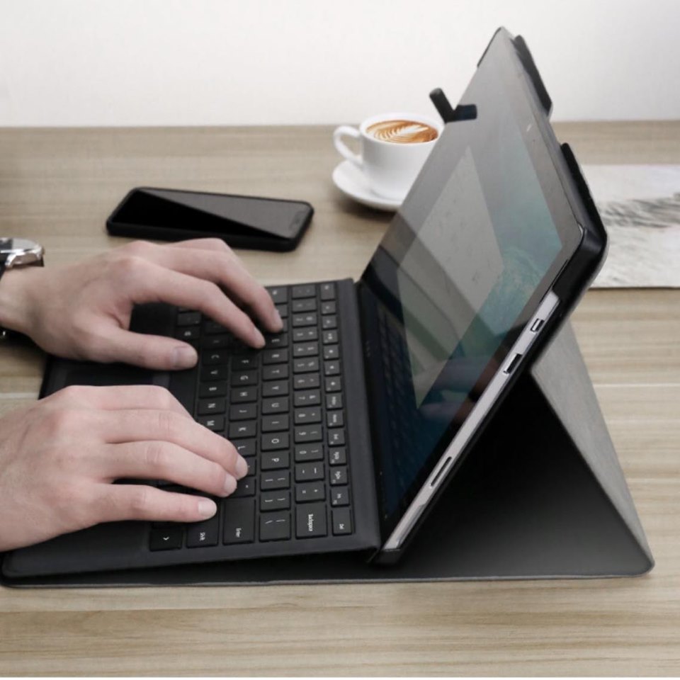 BAO DA CHỐNG SỐC CHO MICROSOFT SURFACE PRO 4, 5, 6 CAO CẤP KÈM VÍ ĐỰNG PHỤ KIỆN