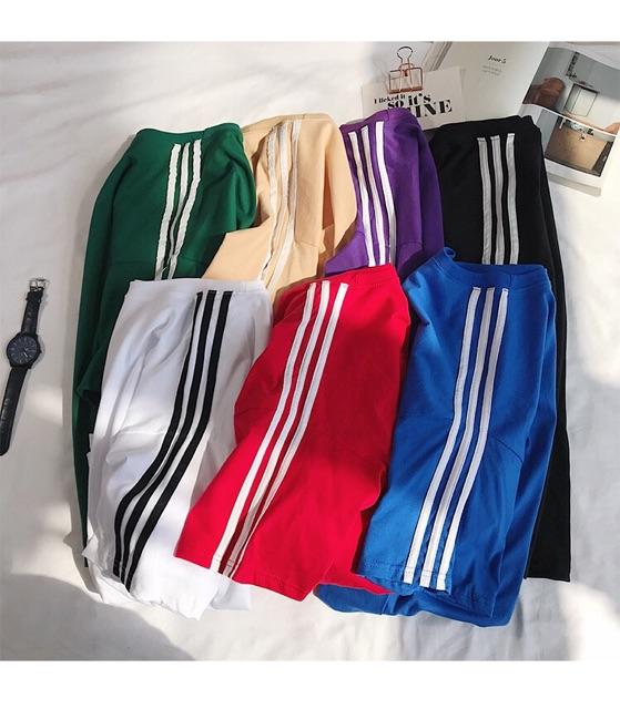 Áo thun tay lỡ form rộng