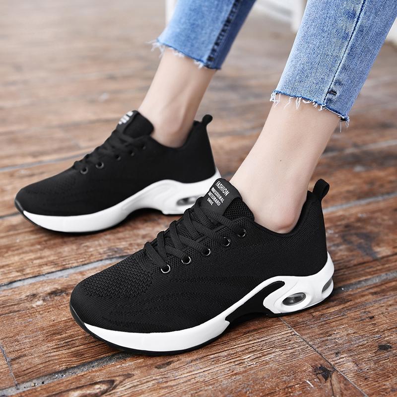 2020 Fashion women outdoor soft running sneakers casual sport shoes