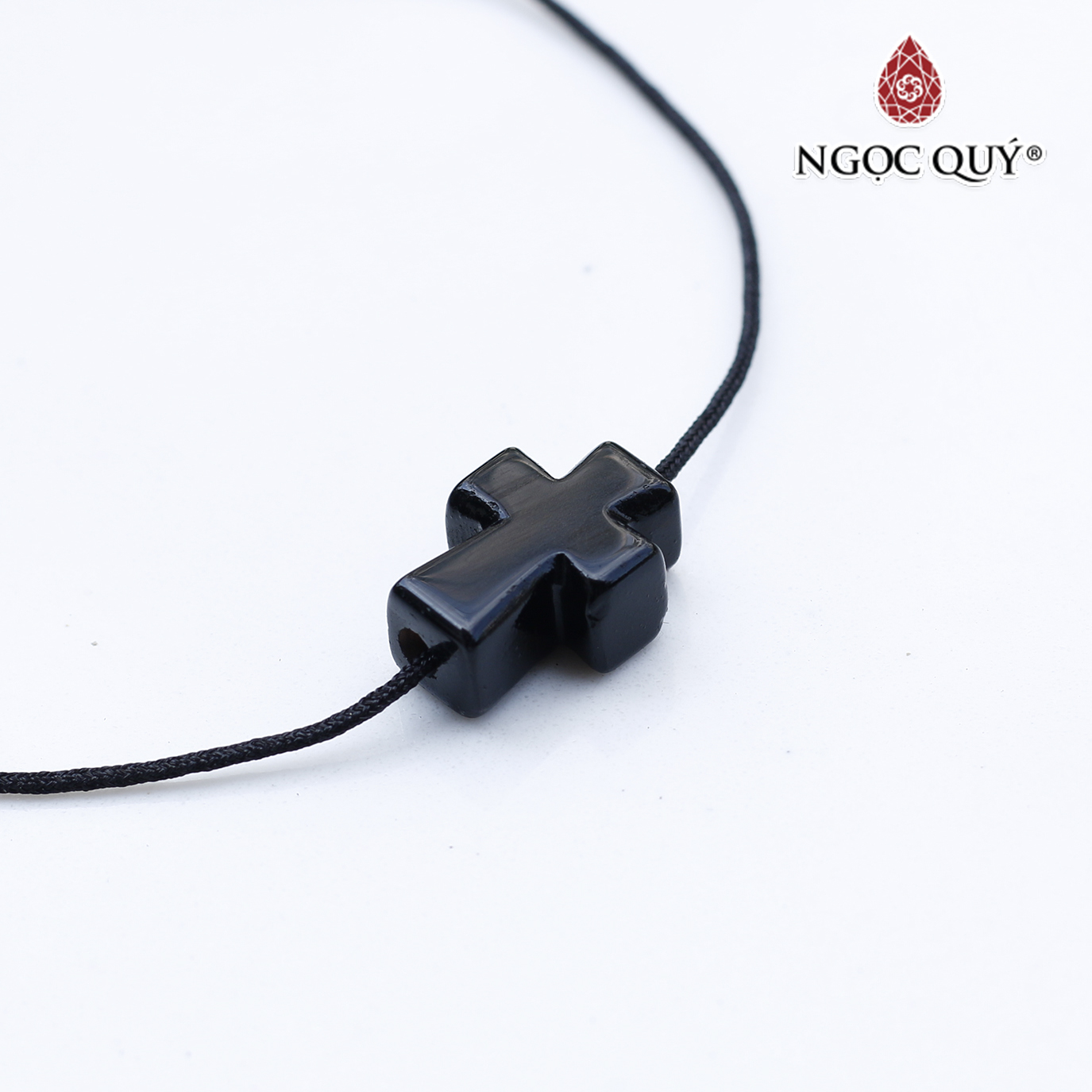 Mặt dây chuyền thánh giá xỏ ngang đá thạch anh đen mệnh thủy, mộc - Ngọc Quý Gemstones