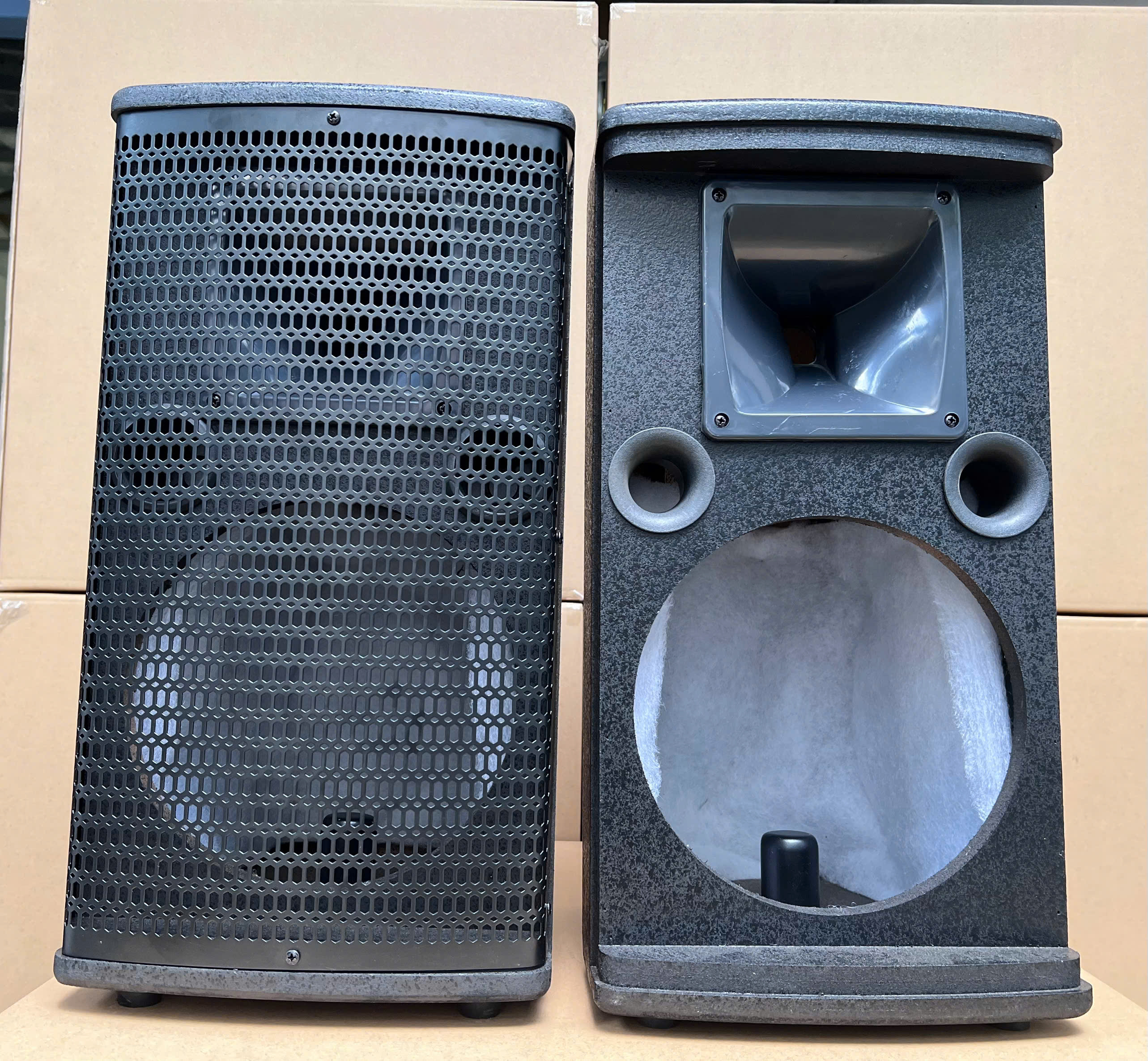 VỎ THÙNG LOA ĐỨNG 25 THÙNG SƠN 1 BASS 25 VÀ 1 CHÉP KÈN (GIÁ 1 CẶP) hàng chính hãng