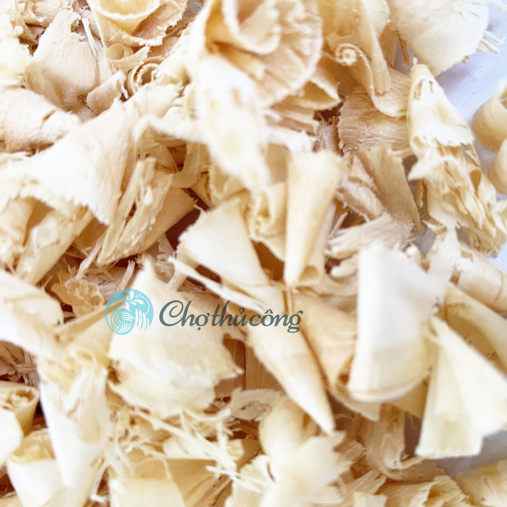 Mùn cưa thơm mùi gỗ thông tự nhiên, mùn cưa lót chuồng hamster - mùn gỗ sạch trồng cây, trồng nấm 500gr