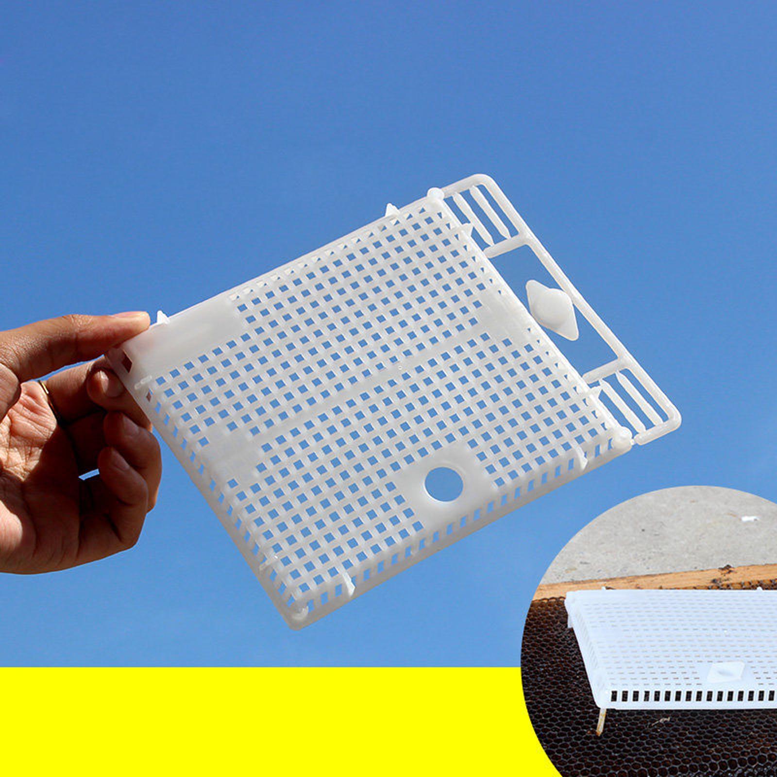 Queen Bee Isolator Introducing Cage Plastic Equipment Reusable Beekeeping