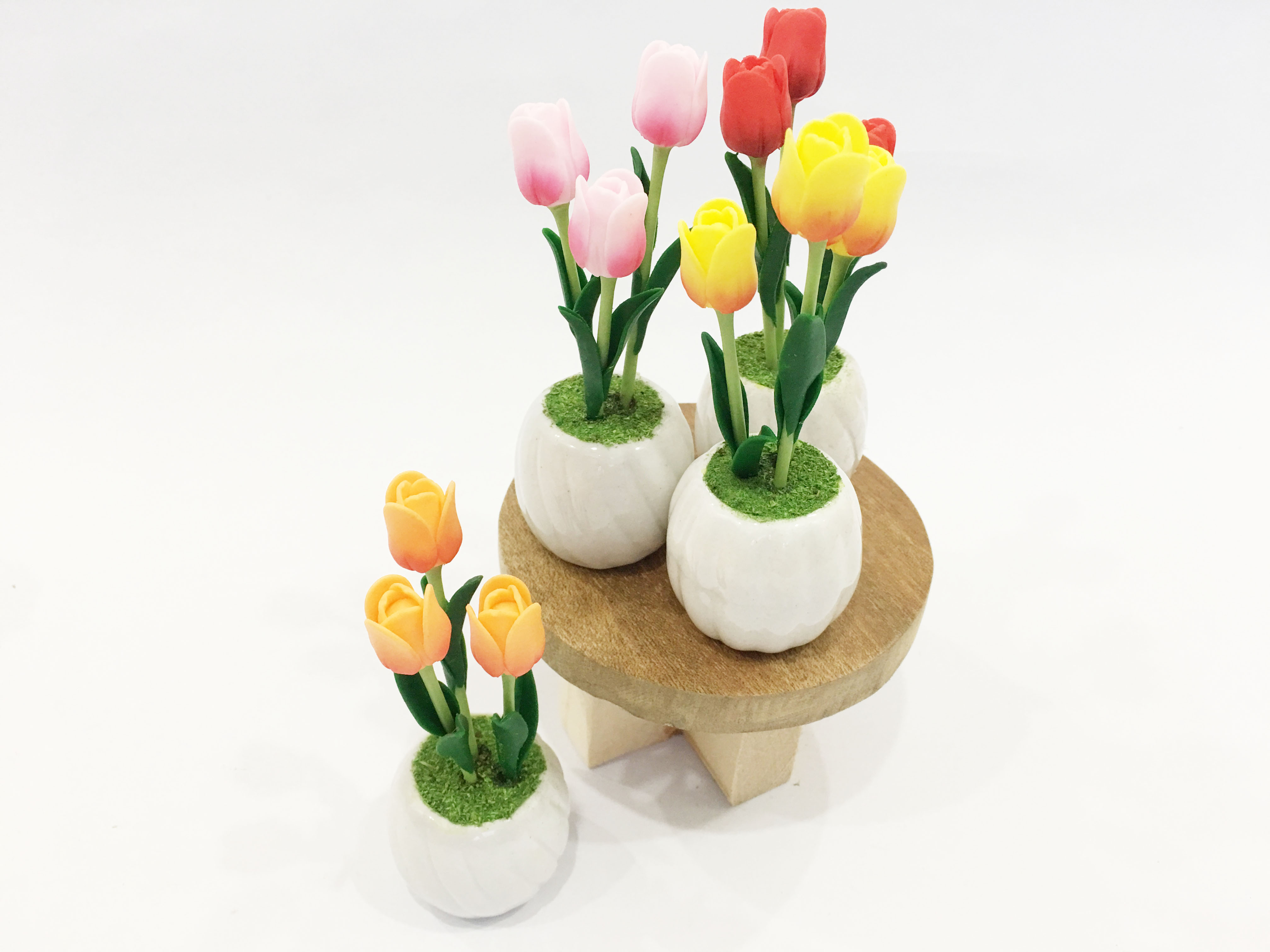 Chậu hoa đất sét mini - Cây tulip / Uất kim hương (phát màu ngẫu nhiên) - Quà tặng trang trí handmade