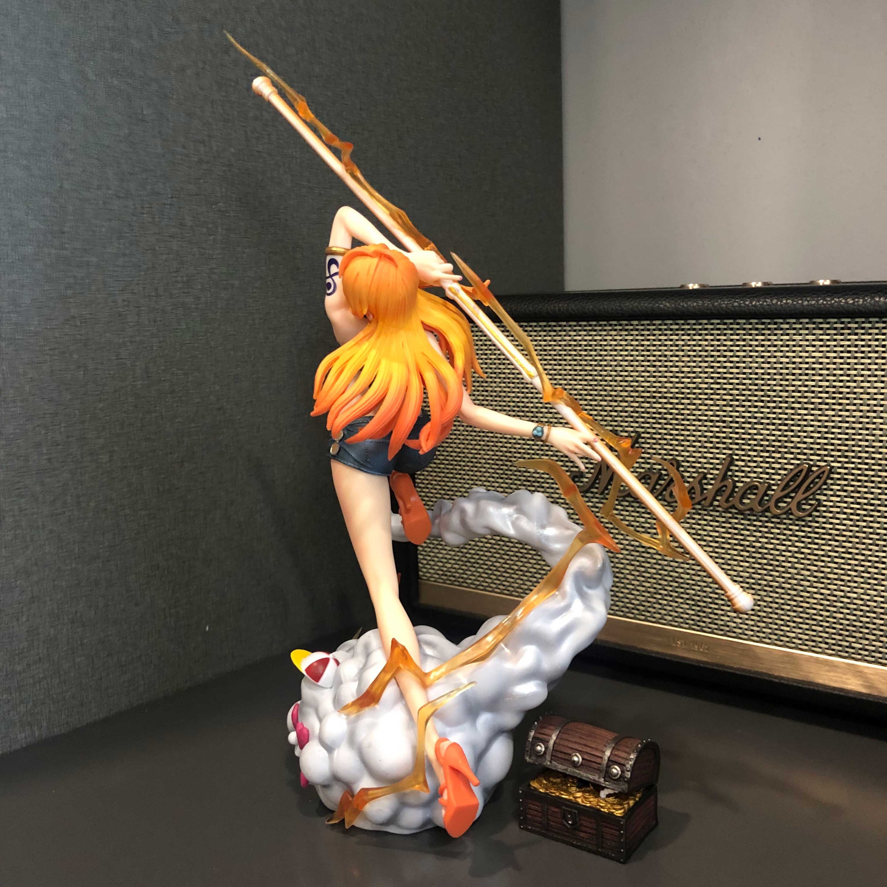 Mô hình Nami và Zues 29 cm - One Piece