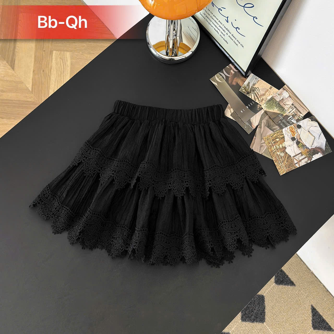 Chân váy tầng ren cho bé gái màu trắng đen phối đồ hiphop năng động size 10-60kg mẫu mới (kèm chip)
