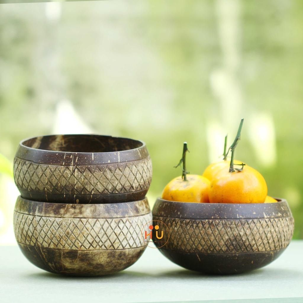Tô gáo dừa khắc hoa văn Cen