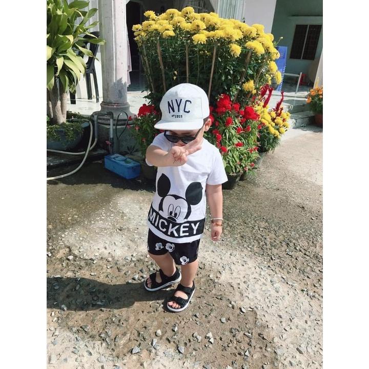 BỘ ĐÙI ÁO TRẮNG MICKEY QUẦN ĐEN BT