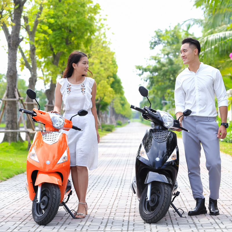 Xe Zip 50cc màu vàng cam