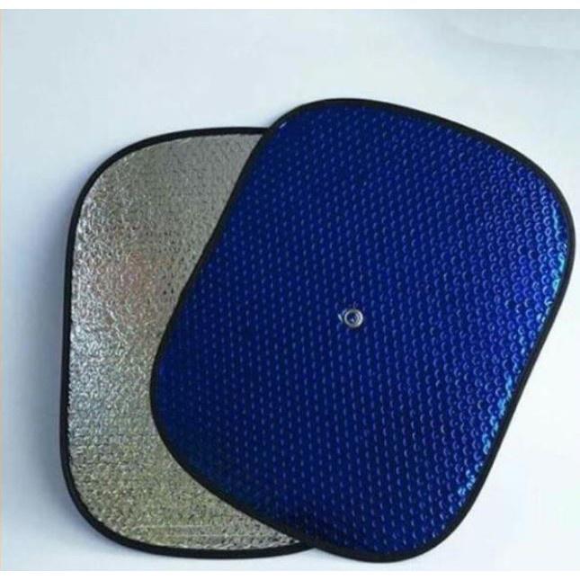 Tấm Chắn Nắng Ô tô, Che Nắng Xốp Xanh Dày Dặn chống Nóng Xe Hơi Kèm Miếng Hút Cố Định Loại Dày