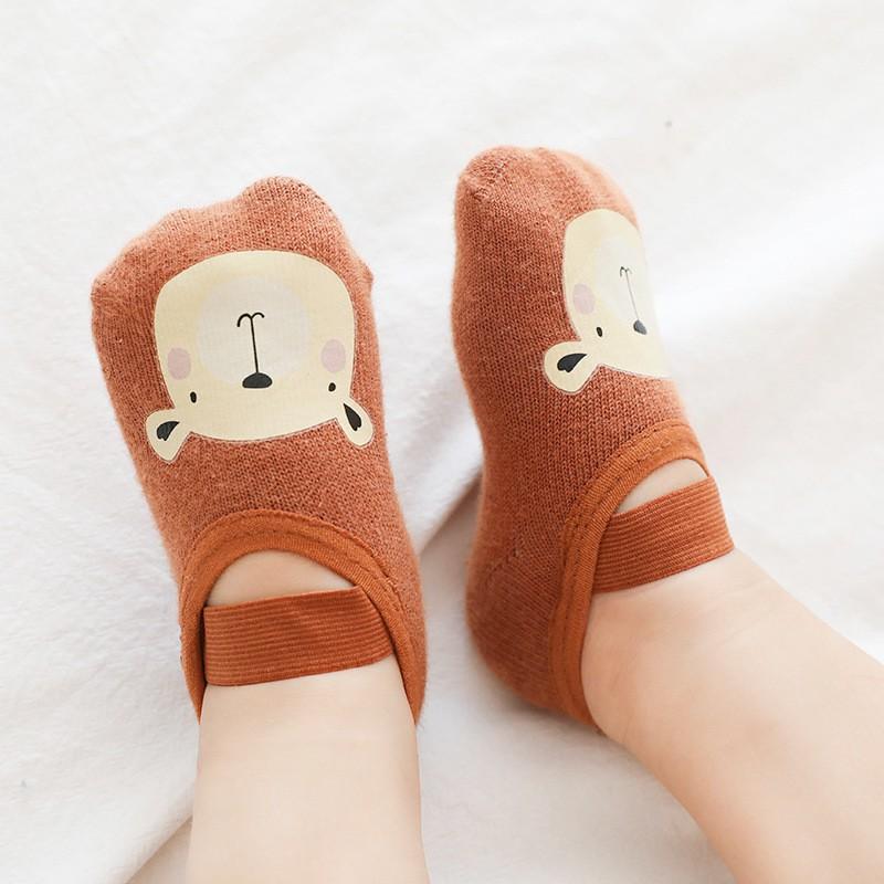 Tất hài chống tụt gót cho bé trai bé gái cực xinh phù hợp với bé từ 0-3 tuổi loại xịn cao cấp