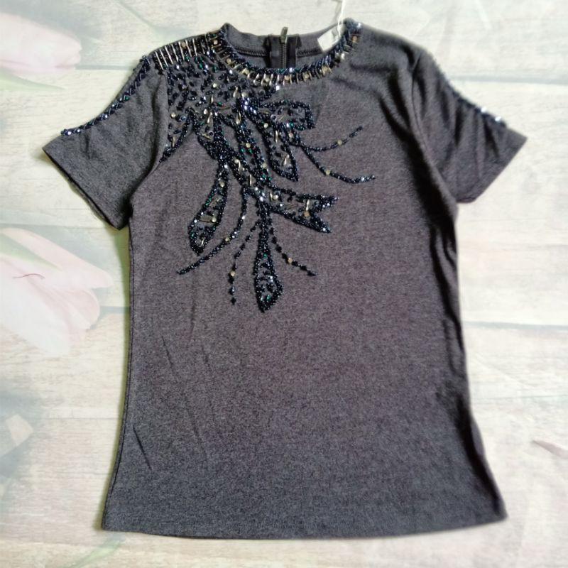 Áo thun đính cườm độc, đẹp,lạ