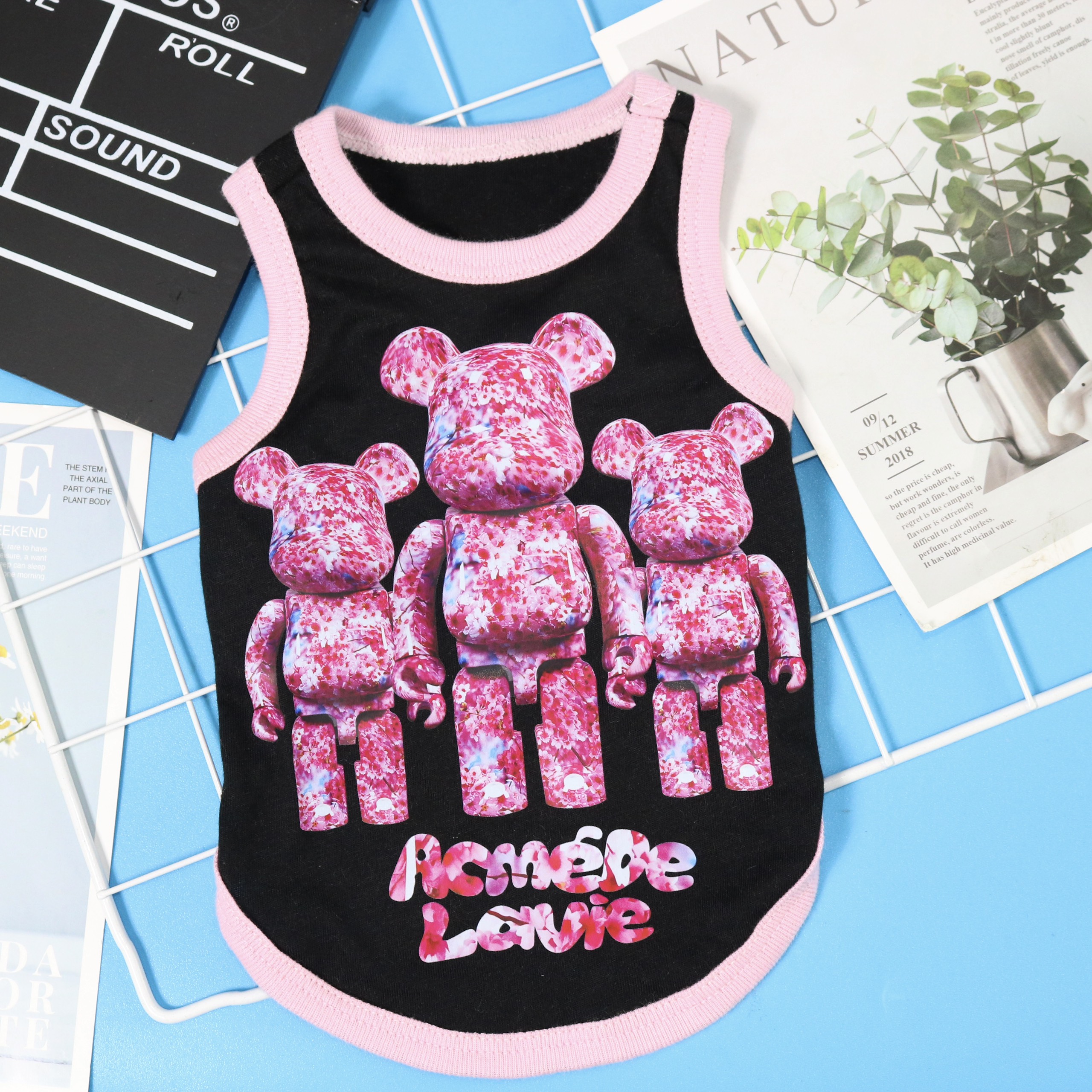 ÁO THUN 3 LỖ BEARBRICK HOA ANH ĐÀO - ÁO CHO CHÓ MÈO - ÁO CHO THÚ CƯNG