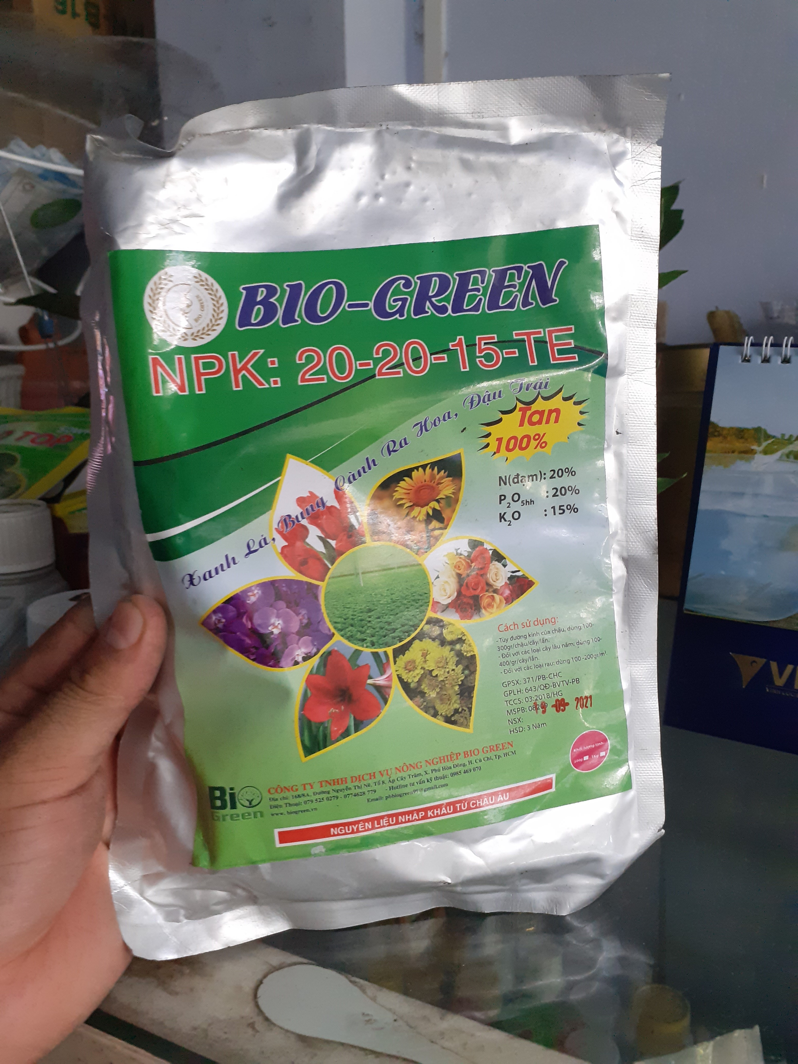 BỊCH 1 KÝ phân bón npk 20-20-15-TE