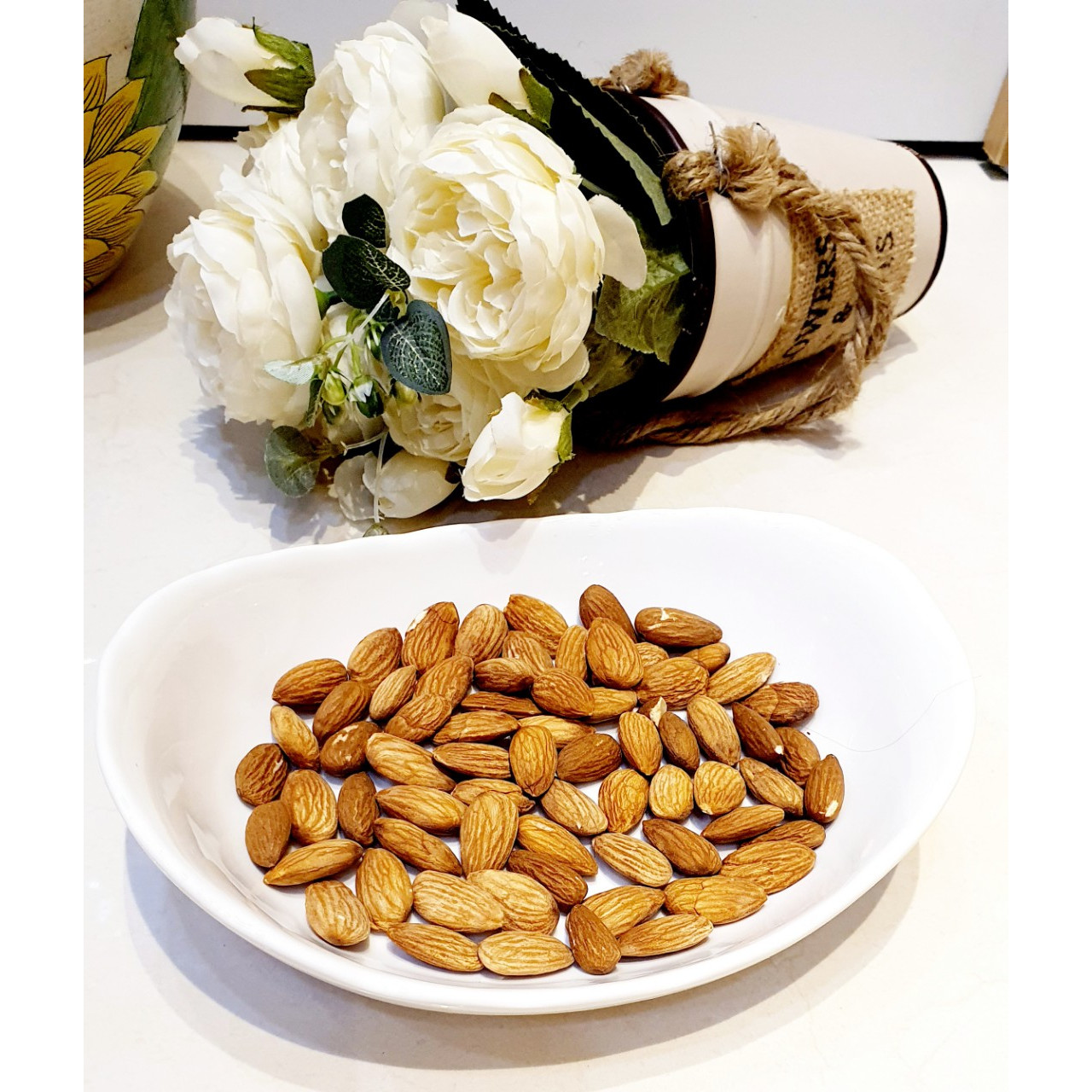 Nhân hạnh nhân Mỹ 
