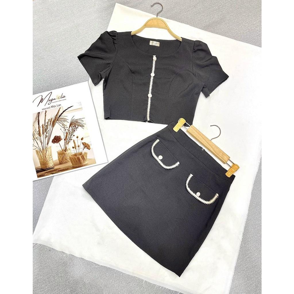 Bộ áo croptop kèm chân váy A kết hợp 2 túi trước dễ thương