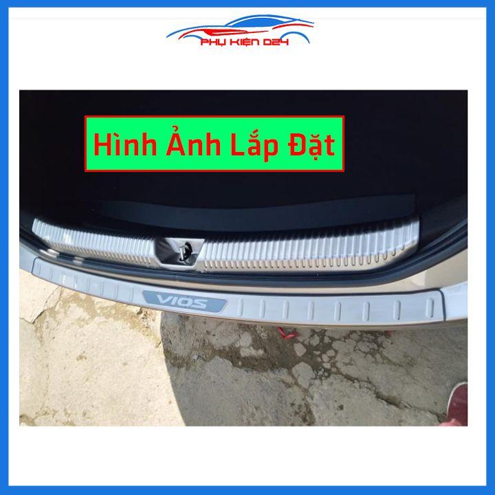 Ốp chống trầy cốp Vios 2019-2020-2021-2022 inox sáng bóng bảo vệ xe chống va đập