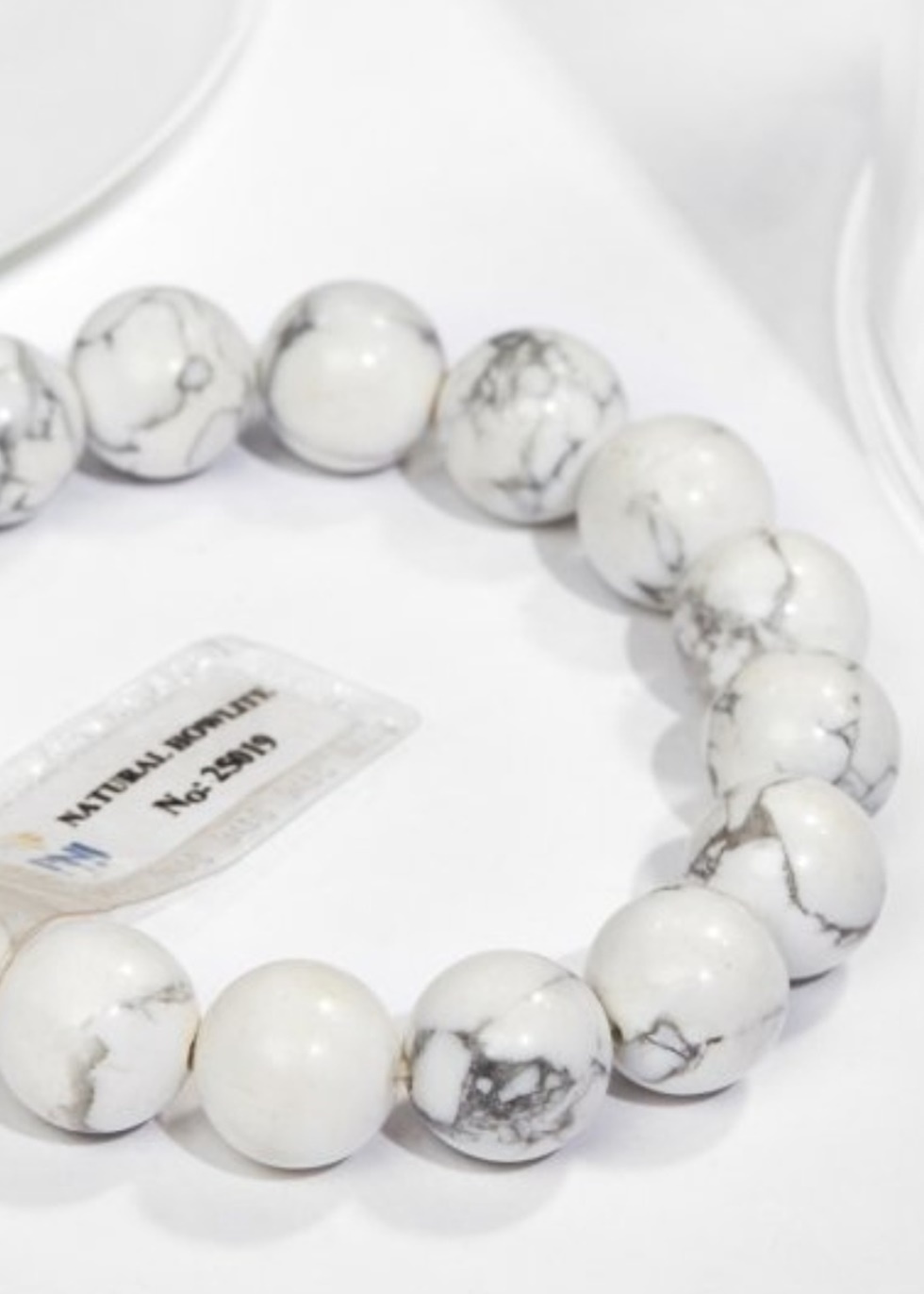 Gembank Lắc Tay Howlite 12MM Kèm Giấy Kiểm Định PNJ