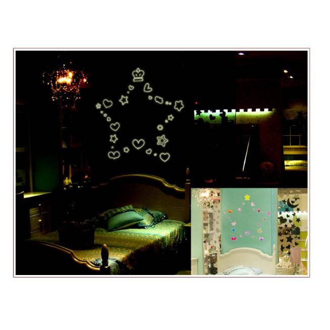 Decal trang trí tường - Hình Trang trí Trái Tim 02 - DẠ QUANG