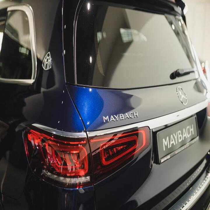 Bộ 2 chiếc logo biểu tượng hông xe ô tô, xe hơi Maybach G80710, form chữ thiết kế theo các đời xe mới nhất