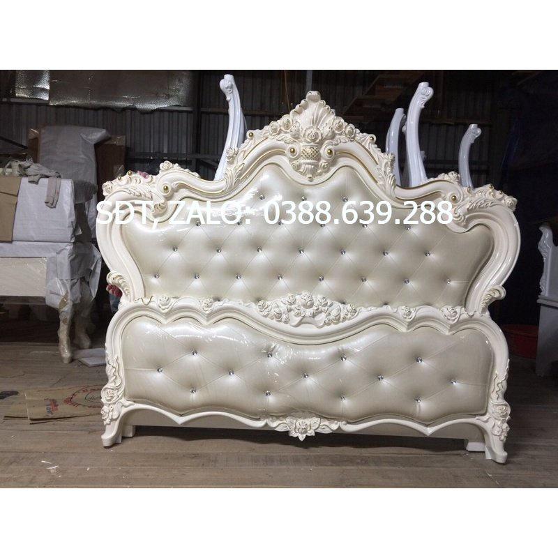 Giường tân cổ điển