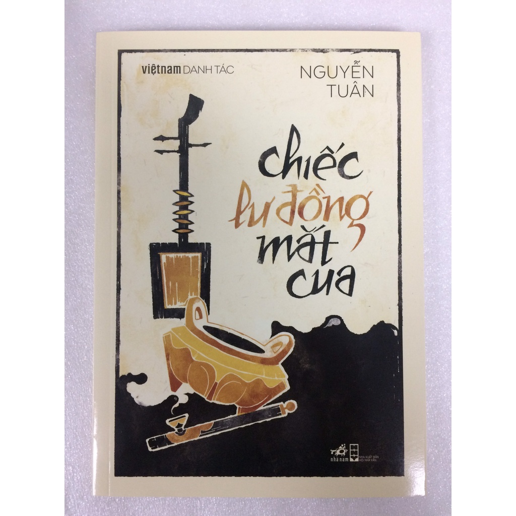 Chiếc lư đồng mắt cua