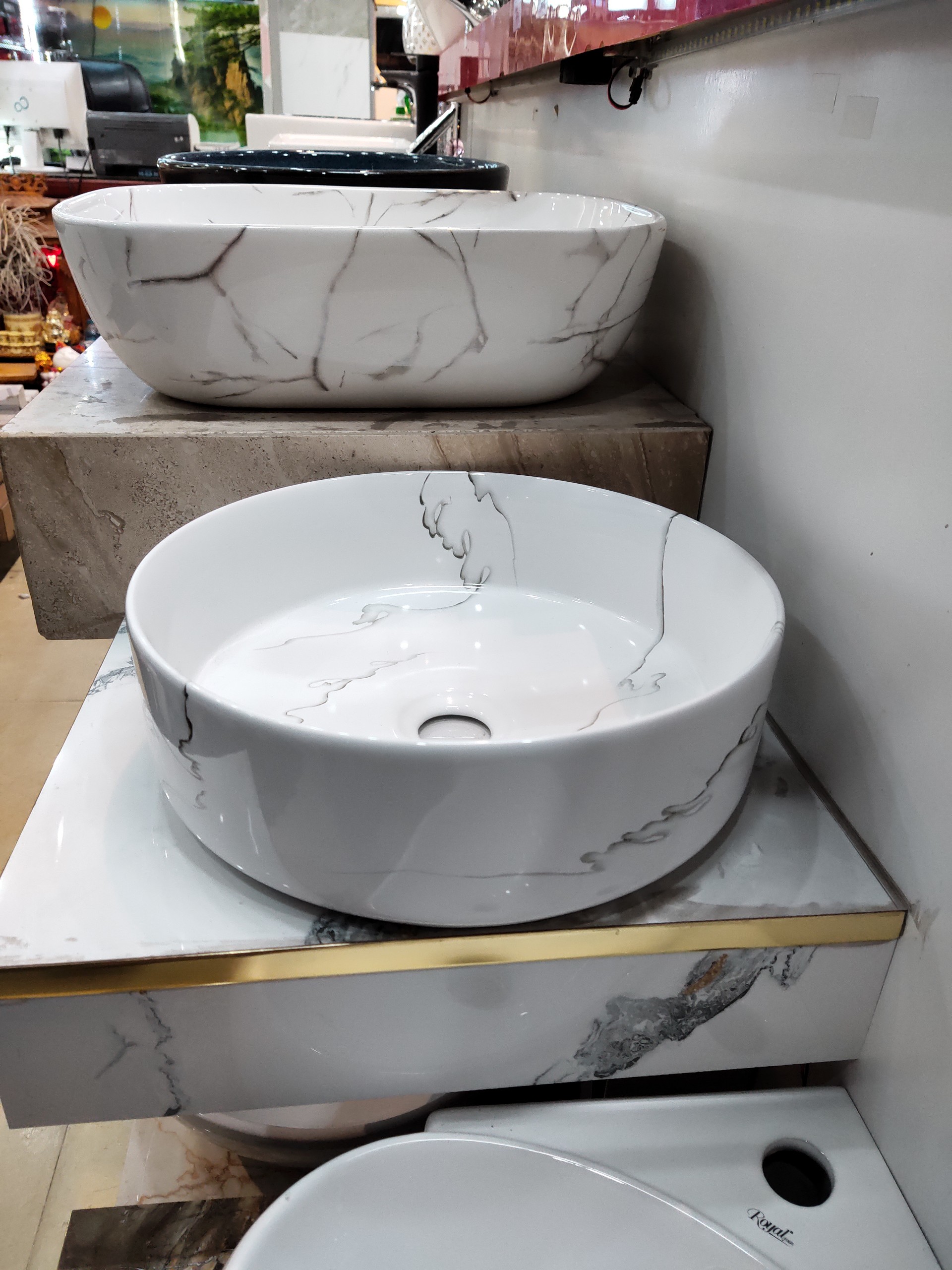 CHẬU LAVABO ĐẶT BÀN HÌNH TRÒN VÂN KHÓI