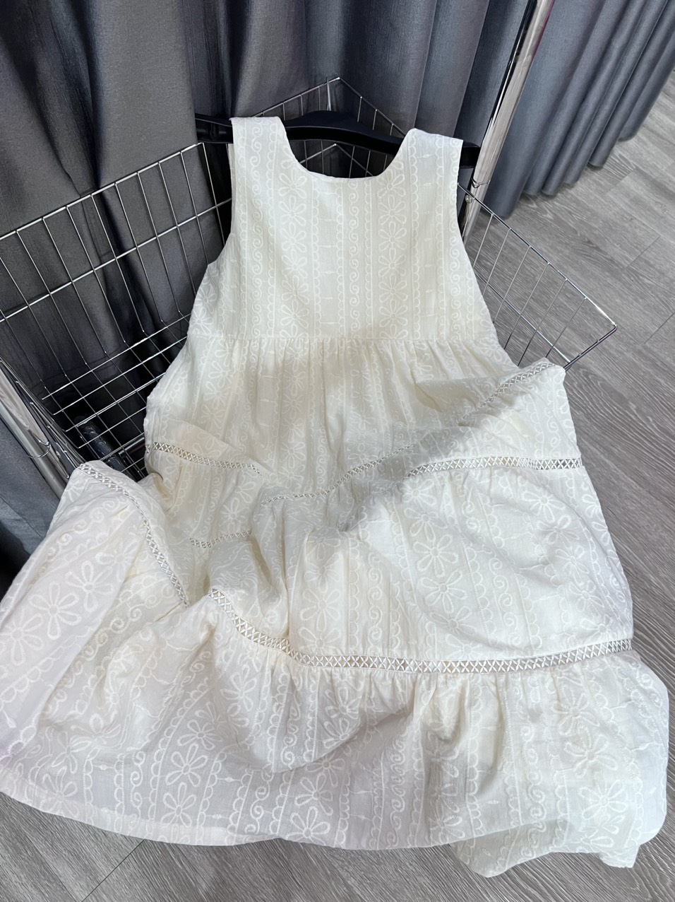 Váy Bầu Sát Nách Mùa Hè Azuno V84 Chất Liệu Cotton Ren May 2 Lớp Cao Cấp