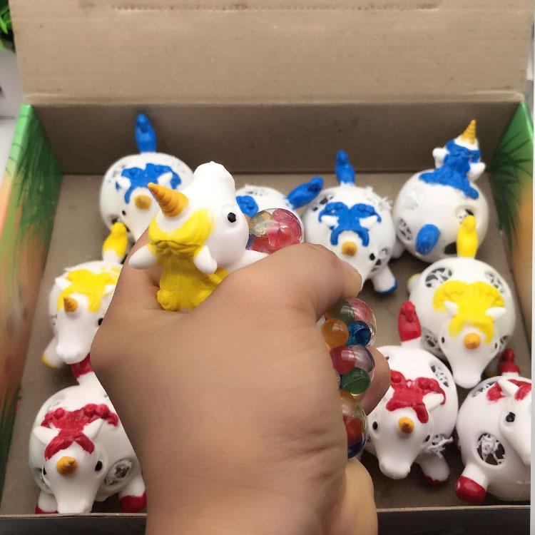 Squishy hình con ngựa bóp ra hạt mềm mịn dễ thương chân thực giảm stress co dãn đàn hồi ngộ nghĩnh bóp giải trí