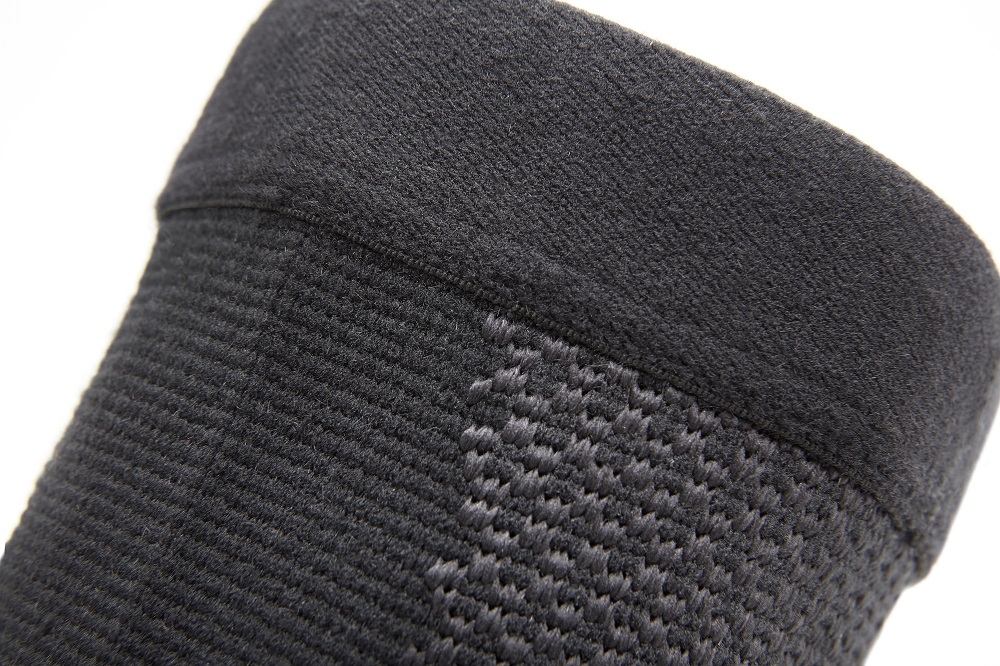 Bó Gối, Băng Gối Thun Co Giãn ADIDAS ADSU-1332NL Performance Knee Support (1 Cái) - Hàng Chính Hãng