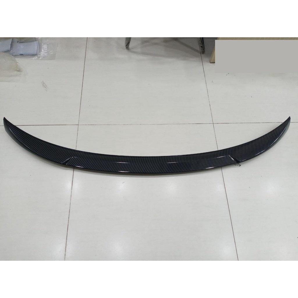 Đuôi gió liền cốp carbon xe Kia K3 2022 Cao Cấp