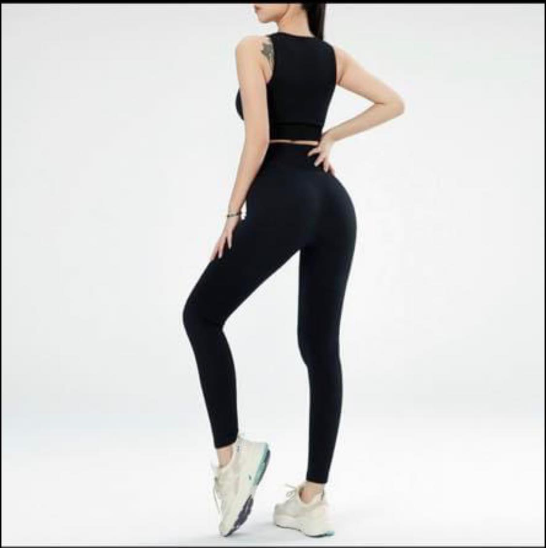 Set quần áo tập Gym, Yoga Chất dệt gân Naqi