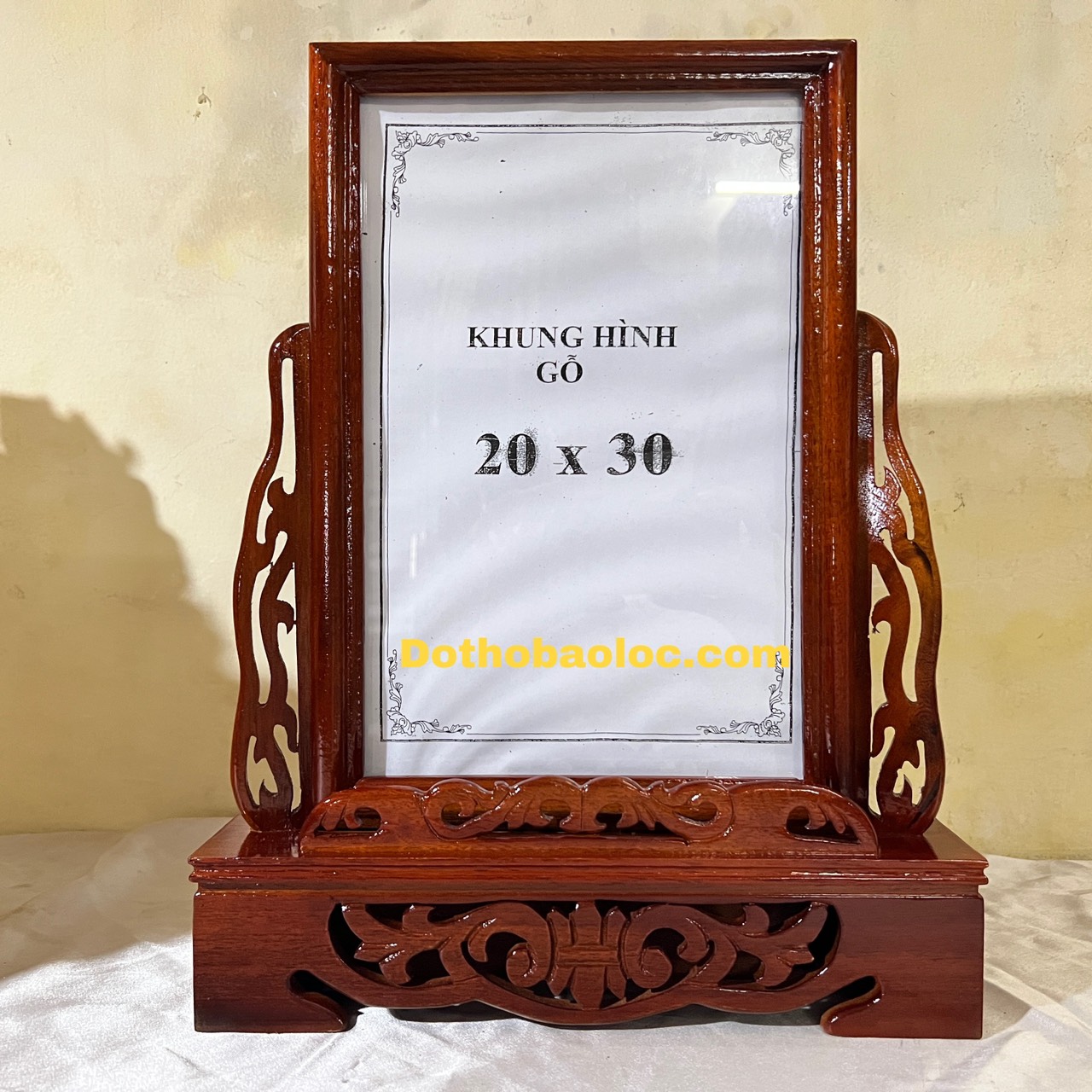 Khung ảnh, khung hình gia tiên gỗ tràm bông vàng 100% để vừa hình 20cmx30cm