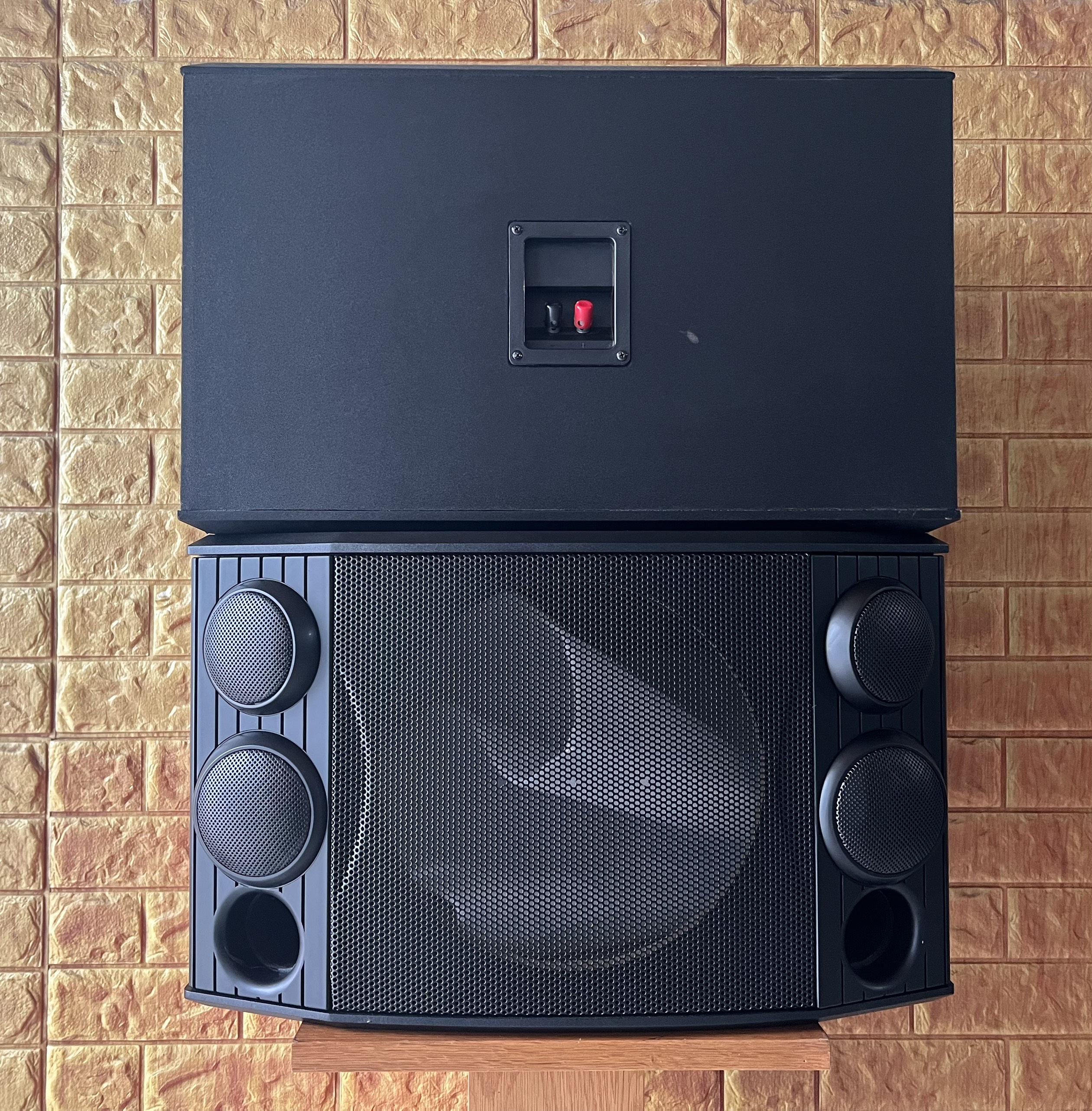 Vỏ thùng loa 3 tấc loa nằm 1 bass 30, 4 treble Hải Triều